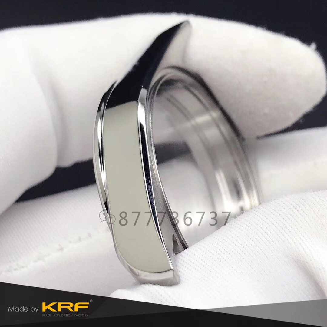 Gerçek-replika karşılaştırması: KRF Factory V3 Tudor Black Bay 79500 küçük patates güncellenmiş versiyon replika saat ile orijinalin karşılaştırması — 6. fotoğraf