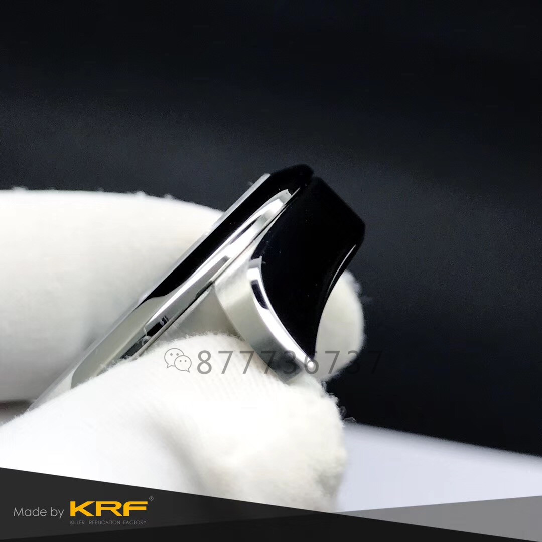 Gerçek-replika karşılaştırması: KRF Factory V3 Tudor Black Bay 79500 küçük patates güncellenmiş versiyon replika saat ile orijinalin karşılaştırması — 7. fotoğraf