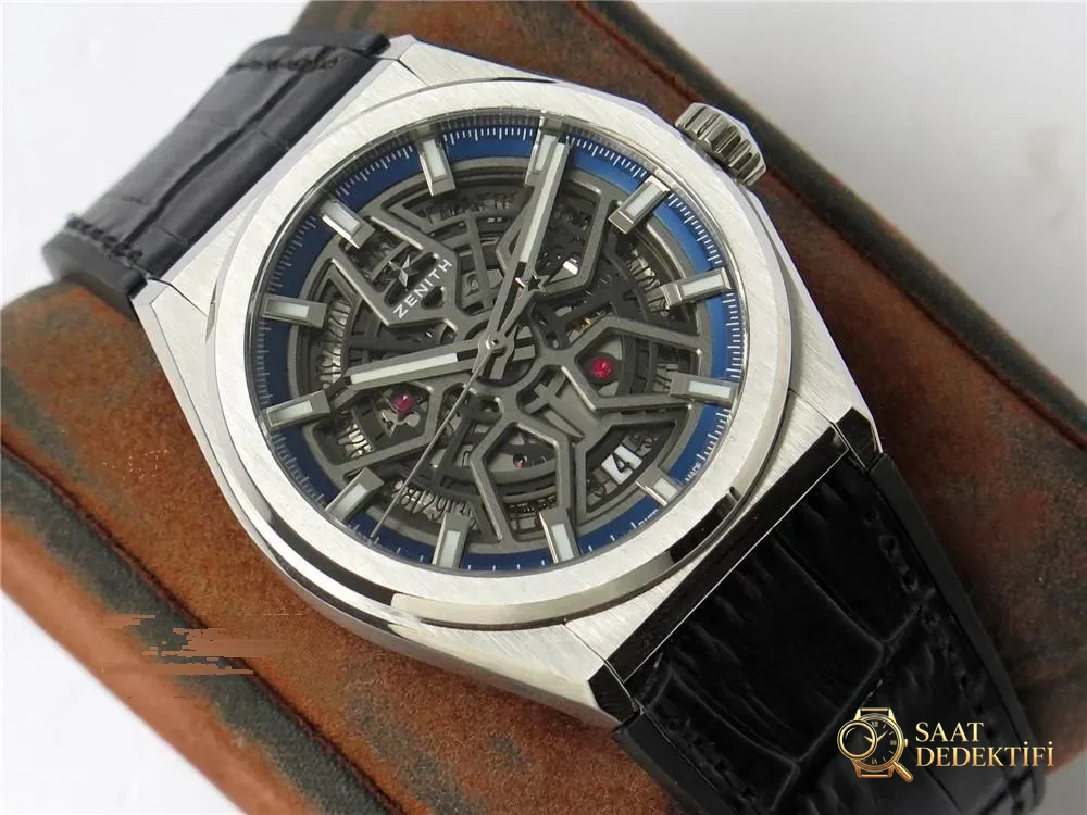 Gerçek-replika karşılaştırması: LF Factory Zenith DEFY serisi CLASSIC kol saati incelemesi - Yan Profil ve Kordon Bağlantısı