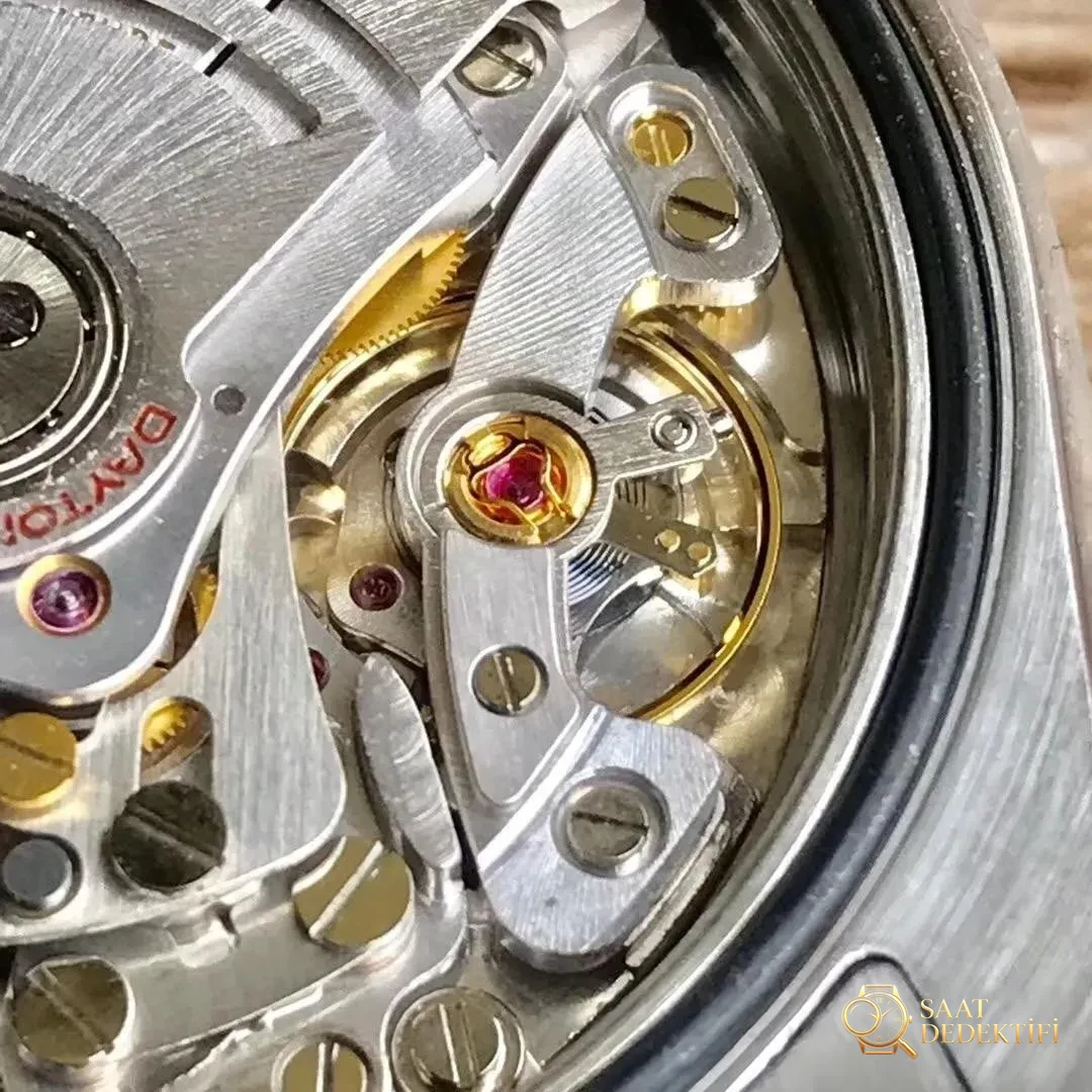 Gerçek-replika karşılaştırması: N Factory Rolex Daytona V3 sürümü 4130 mekanizması orijinalinden nasıl ayırt edilir? - Toka İçi Mikro Ayar Mekanizması