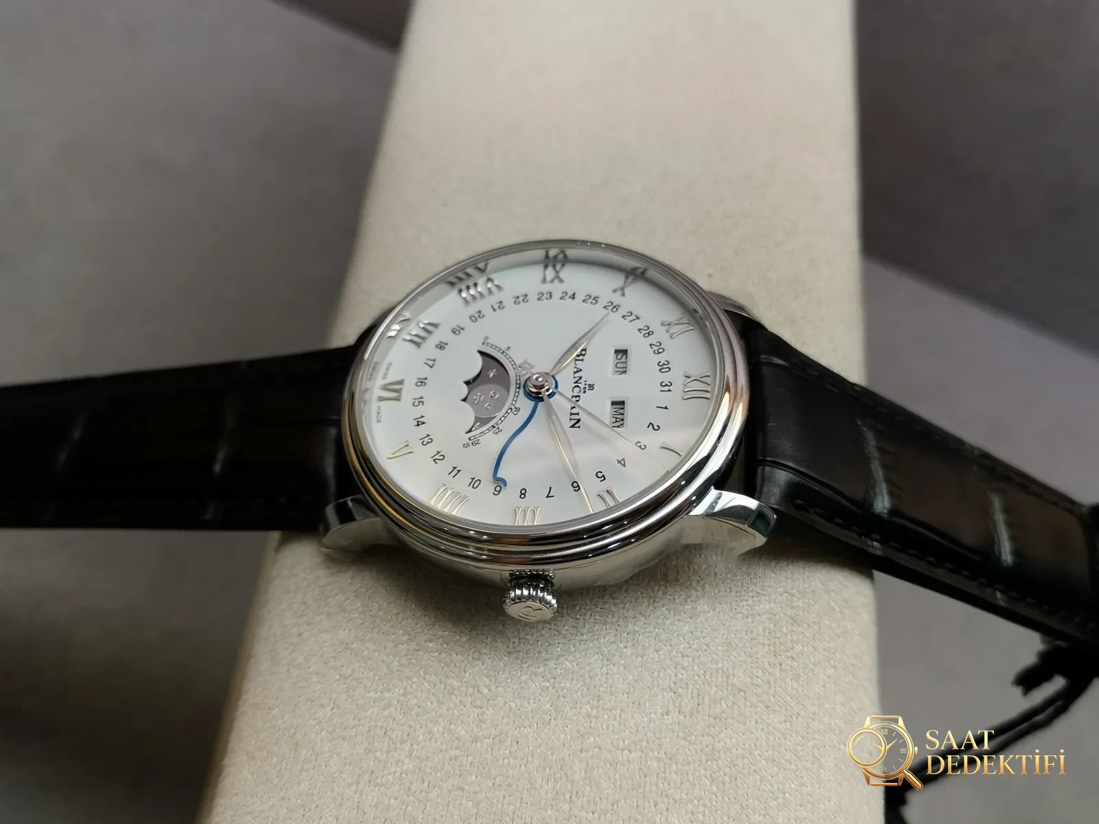 Gerçek-replika karşılaştırması: OM Factory V3 versiyonu Blancpain 6654 tam takvim ay evreli replika saat - Makro Kadran ve İndeks İşçiliği