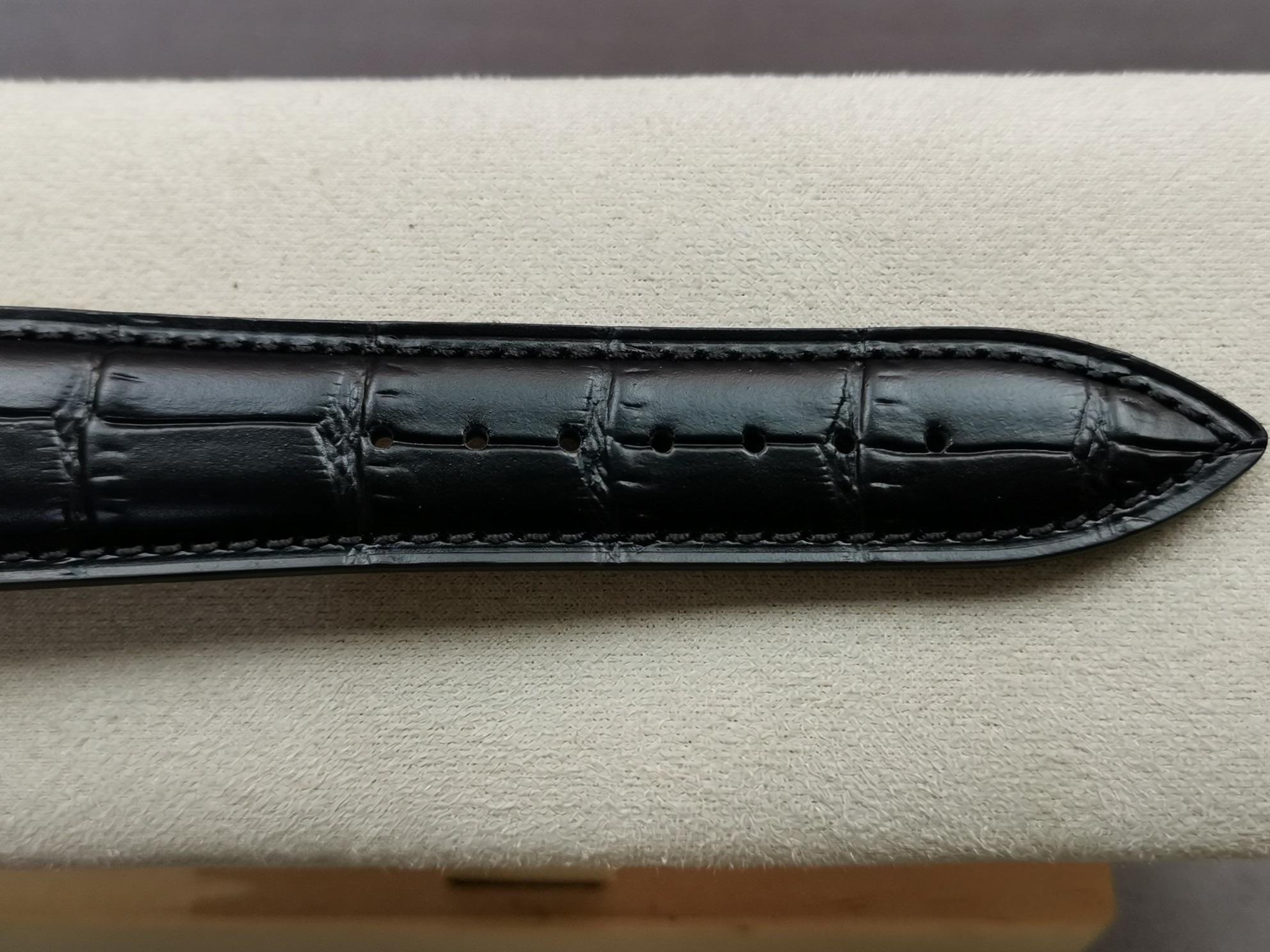 Gerçek-replika karşılaştırması: OM Factory V3 versiyonu Blancpain 6654 tam takvim ay evreli replika saat — 10. fotoğraf