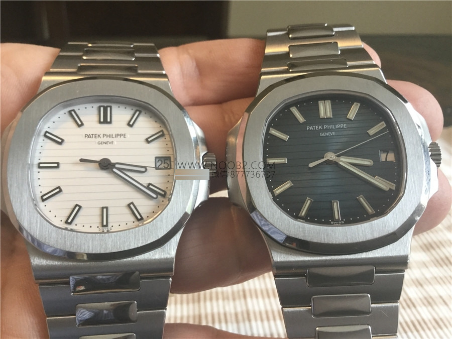 Gerçek-replika karşılaştırması: PPF Factory beyaz kadranlı Nautilus V2 versiyon replika saatin orijinal Patek Philippe 5711 mavi kadranlı ile karşılaştırma incelemesi — 30. fotoğraf