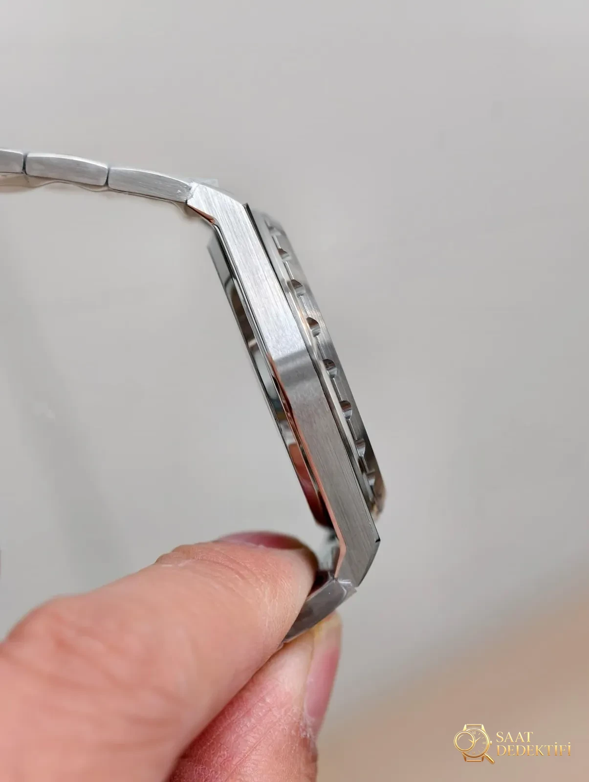 Gerçek-replika karşılaştırması: PPF Factory Vacheron Constantin Historiques 4200H/222A arasında ne fark var? - Kasa Çeliği ve Polisaj Kalitesi
