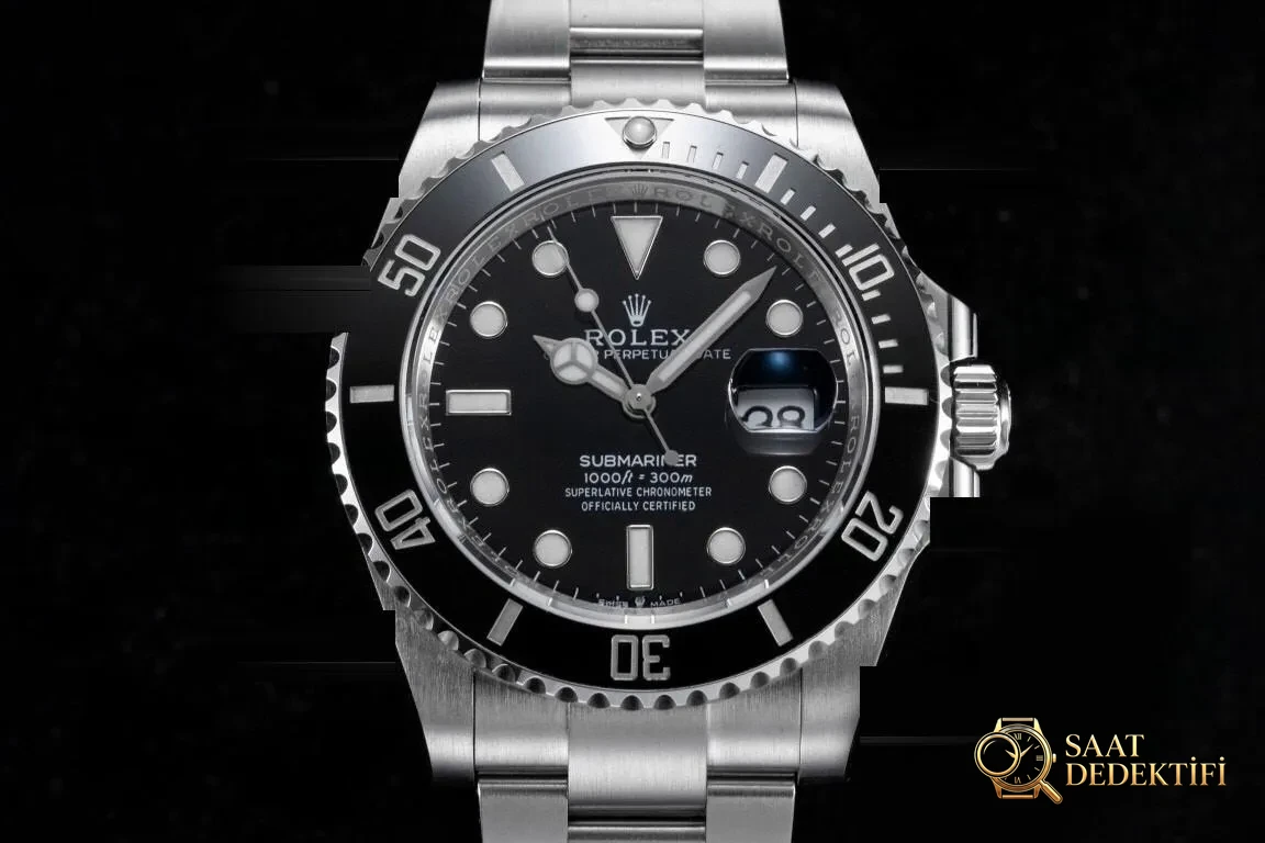 Gerçek-replika karşılaştırması: RF Factory Rolex yeni siyah Submariner