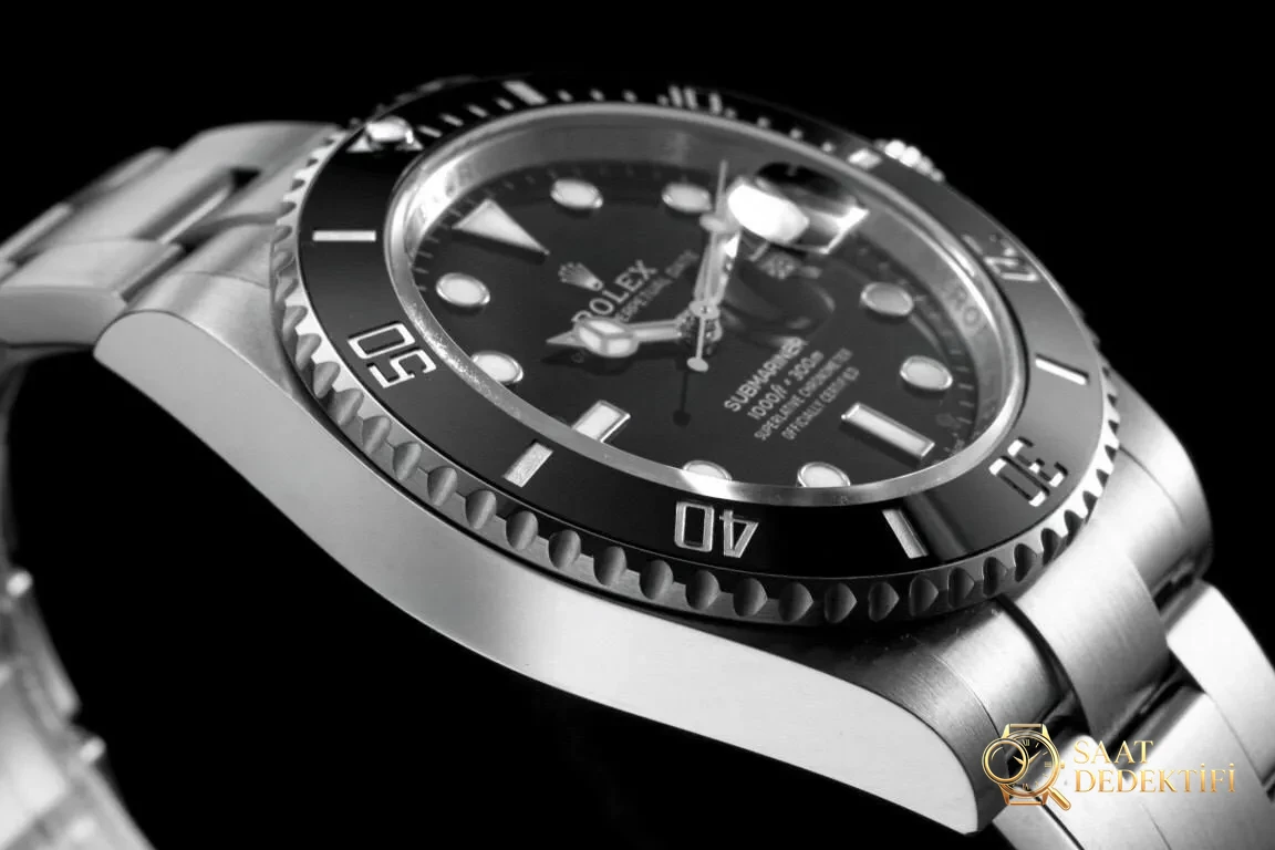 Gerçek-replika karşılaştırması: RF Factory Rolex yeni siyah Submariner