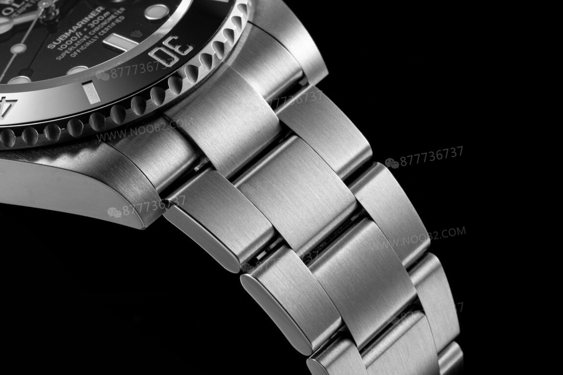 Gerçek-replika karşılaştırması: RF Factory Rolex yeni siyah Submariner'ın kalitesi nasıl? — 26. fotoğraf