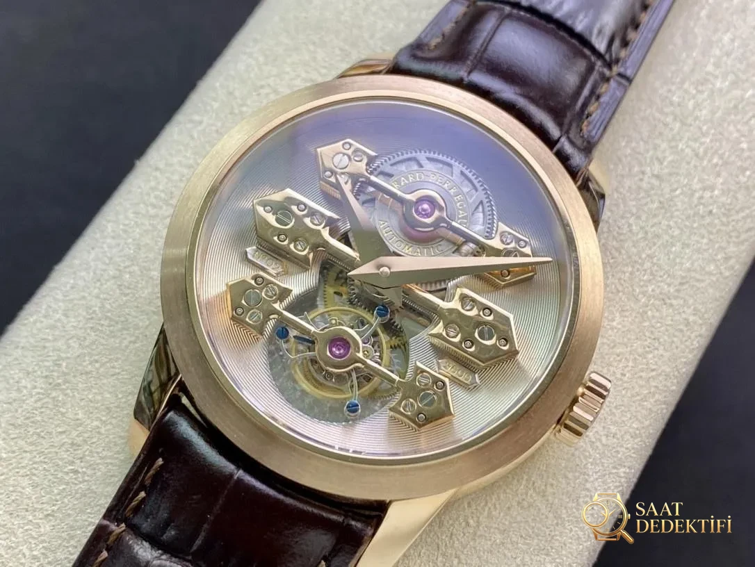 Gerçek-replika karşılaştırması: RM Factory Girard-Perregaux Bridges 99193 tourbillon replika saat incelemesi - Yan Profil ve Kordon Bağlantısı
