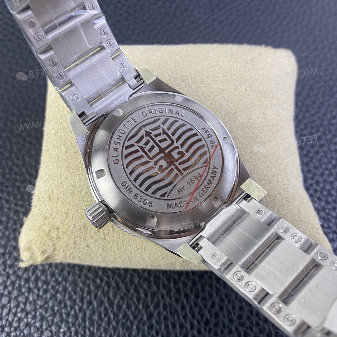 Gerçek-replika karşılaştırması: RXW Factory Glashütte Original açılım serisi, İsviçre SW200 mekanizmalı — 19. fotoğraf