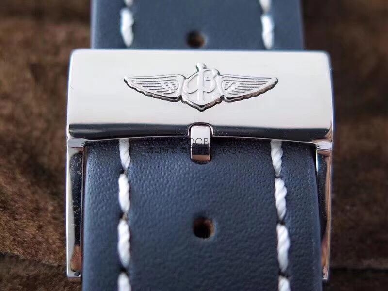 Gerçek-replika karşılaştırması: V7 Factory Breitling Transocean serisi haftalık takvimli klasik saat nasıl? — 17. fotoğraf