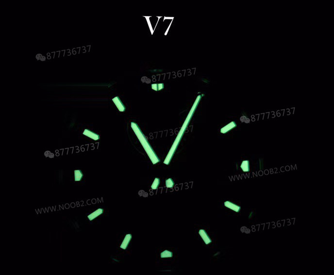 Gerçek-replika karşılaştırması: V7 Factory Chopard Classic Racing serisi 168571-3004 kronograf saatin işçiliği iyi mi? — 29. fotoğraf