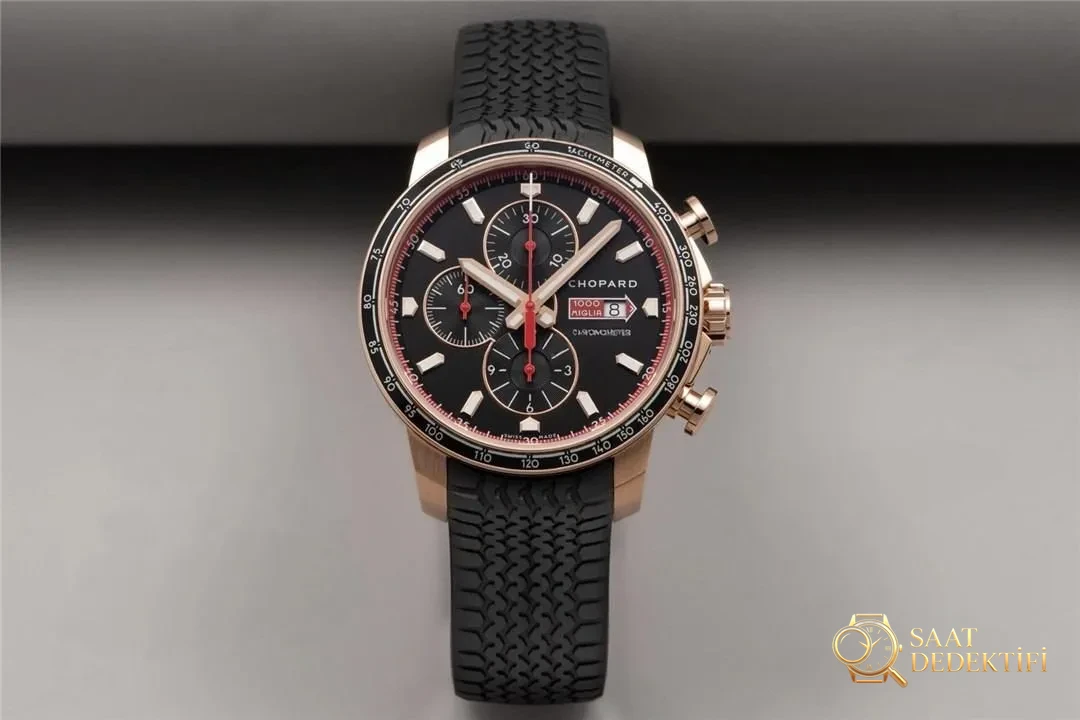 Gerçek-replika karşılaştırması: V7 Factory Chopard Classic Racing serisi 168571-3004 kronograf saatin işçiliği iyi mi? - Mekanizma Regülatör ve Sapma Ayar Bloğu