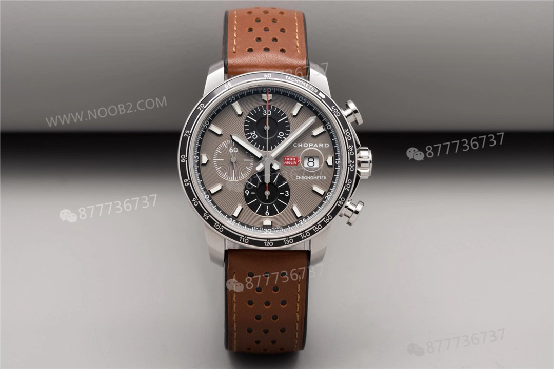Gerçek-replika karşılaştırması: V7 Factory Chopard Classic Racing serisi 168571-3004 kronograf saatin işçiliği iyi mi? — 33. fotoğraf