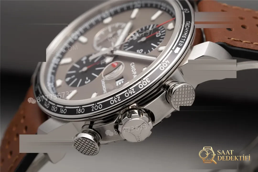 Gerçek-replika karşılaştırması: V7 Factory Chopard Classic Racing serisi 168571-3004 kronograf saatin işçiliği iyi mi? - Klips Yaylı Kilit Emniyeti