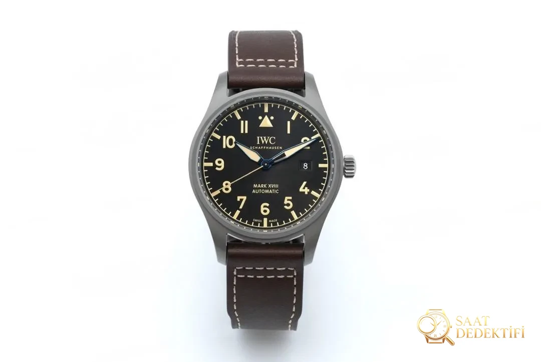 Gerçek-replika karşılaştırması: V7 Factory IWC titanyum kasa Mark XVIII IW327006 inceleme - Kadran Tipografisi ve Yazı Kabartmaları