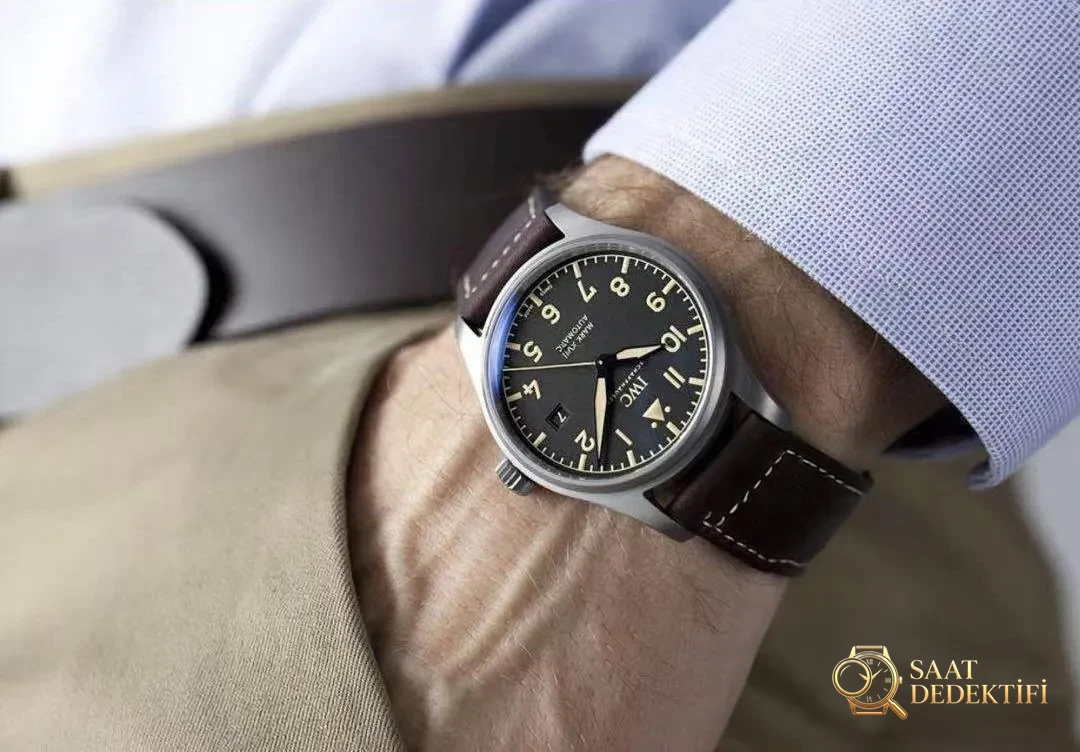 Gerçek-replika karşılaştırması: V7 Factory IWC titanyum kasa Mark XVIII IW327006 inceleme - Kasa Arka Yivleri ve Sızdırmazlık Contası