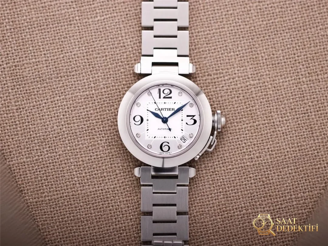 Comparación de réplicas reales: reloj de pulsera V9 Factory Cartier Pasha Series - Contraportada y detalle del mecanismo