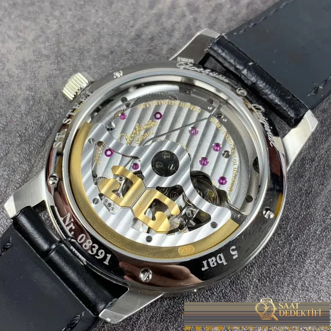 Gerçek-replika karşılaştırması: V9 Factory Glashütte Original Senator 1-36-04 çift atlamalı büyük tarih ay evreli saatini nasıl yapmış? - Genel Açı ve Estetik Duruş
