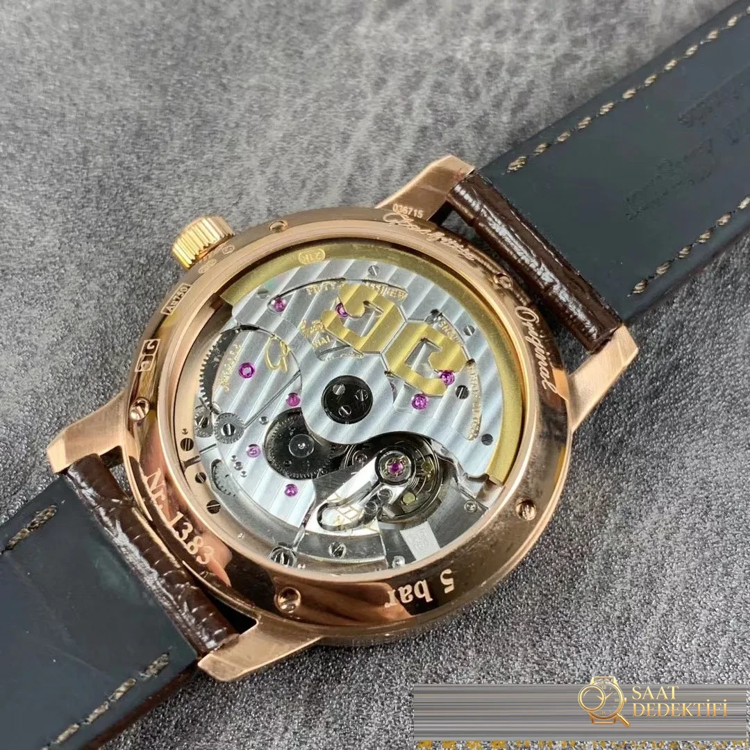 Gerçek-replika karşılaştırması: V9 Factory Glashütte Original Senator 1-36-04 çift atlamalı büyük tarih ay evreli saatini nasıl yapmış? - Kasa Çeliği ve Polisaj Kalitesi