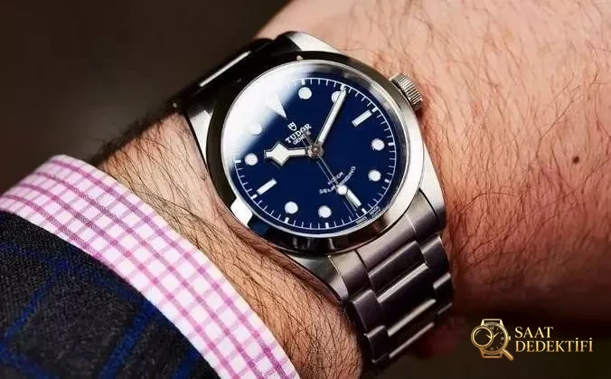 Gerçek-replika karşılaştırması ve inceleme: LF Factory Tudor Black Bay M79540 serisi 41 mm replika saat nasıl? - Kasa Profili ve Kurma Kolu İncelemesi