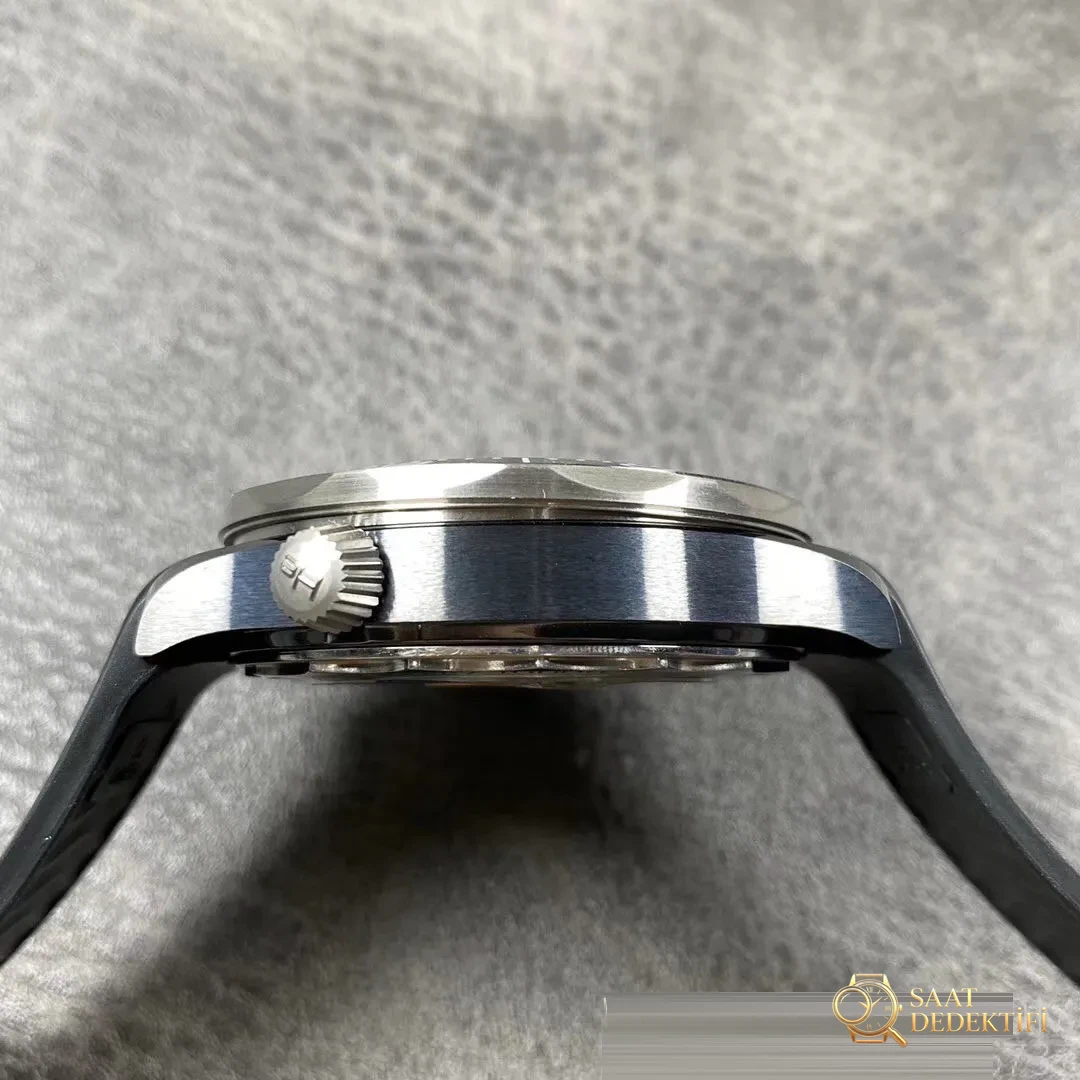 Gerçek-replika karşılaştırması: VS Factory Omega seramik-titanyum Seamaster 300m + naiad lock, orijinal ve piyasa versiyonuyla karşılaştırmalı dalış saati incelemesi - Kadran Tipografisi ve Yazı Kabartmaları