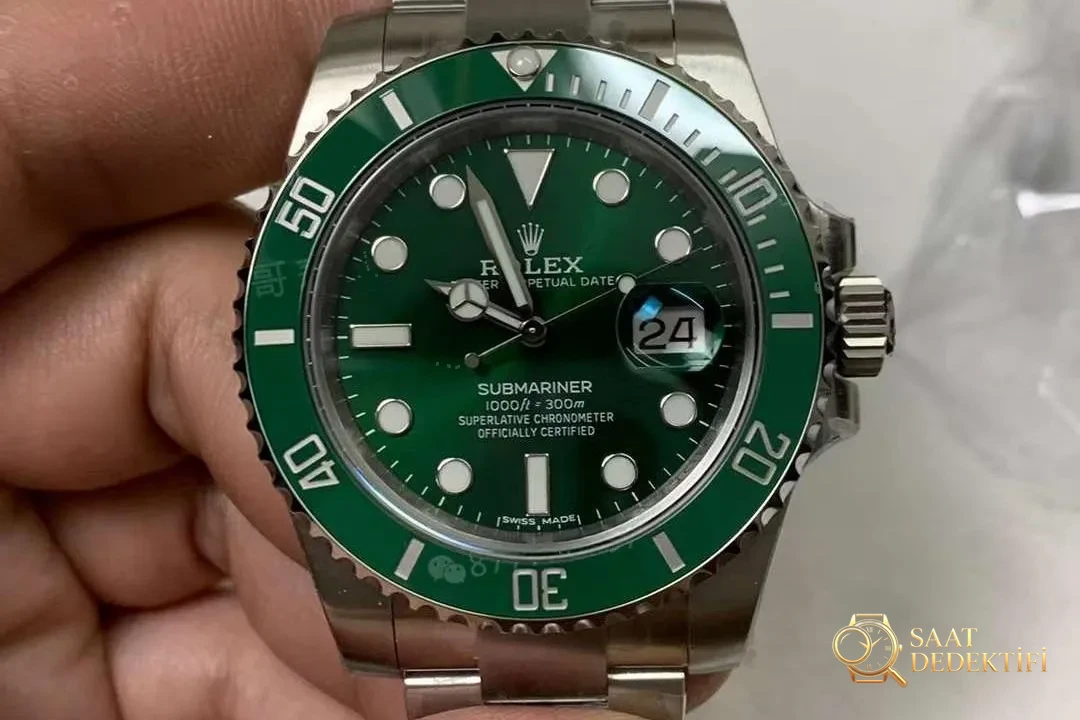Gerçek-replika karşılaştırması: VS Factory Rolex yeşil Submariner en yeni Clean bezelle güncellenerek yeniden zirveye çıkıyor - Klips Kilidi ve Lazer Damgalar
