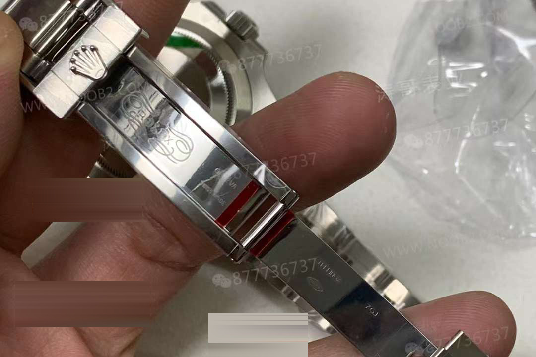 Gerçek-replika karşılaştırması: VS Factory Rolex yeşil Submariner en yeni Clean bezelle güncellenerek yeniden zirveye çıkıyor — 15. fotoğraf