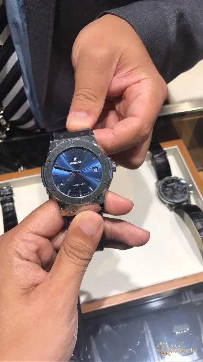 Hublot Classic Fusion 7170 İncelemesi - Ön Görünüm ve Kasa Tasarımı