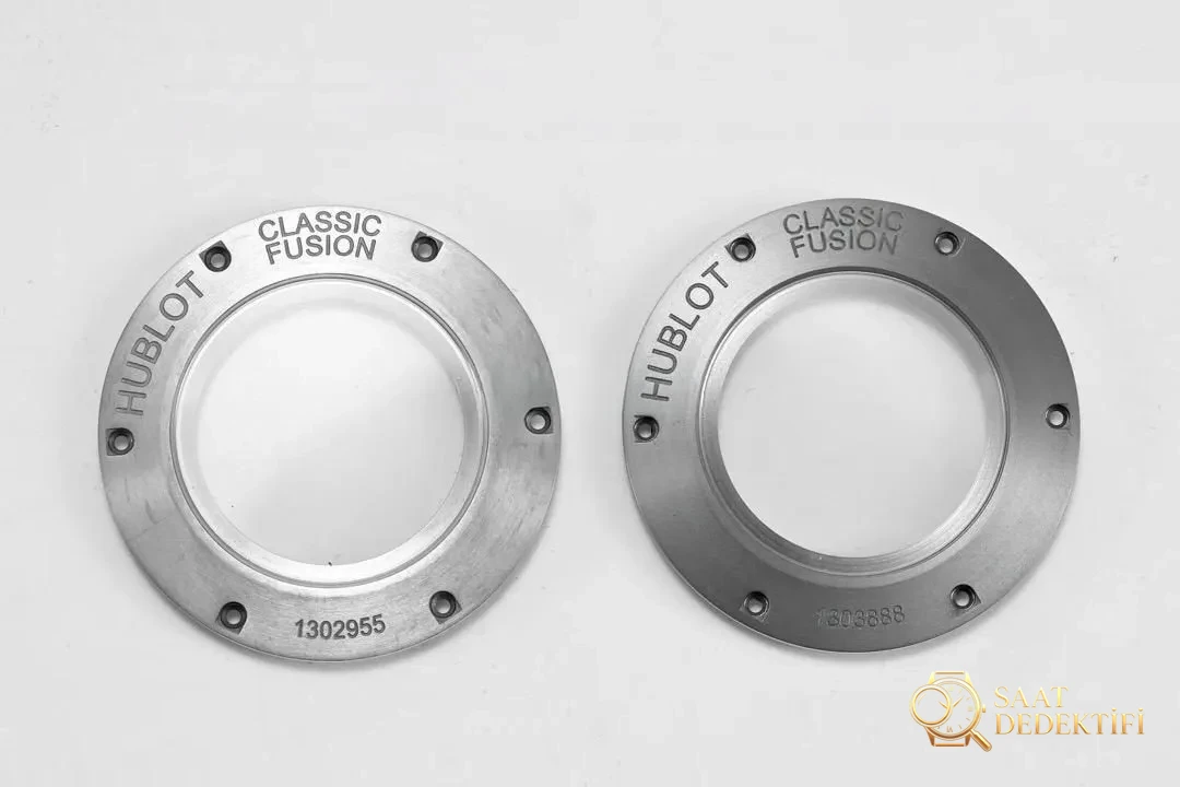 Gerçek-replika karşılaştırması: WWF Factory Hublot Classic Fusion serisi 511.NX.7170.LR 45 MM replika saat ile orijinalin karşılaştırmalı incelemesi - Yan Profil ve Kordon Bağlantısı