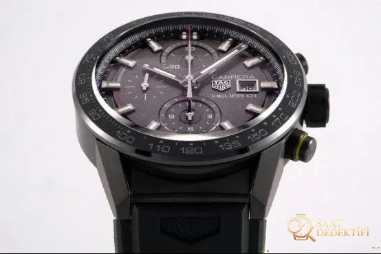 Gerçek-Replika Karşılaştırması: XF TAG Heuer Carrera Ay Yüzeyi Heuer 01 CLEP Özel Sürüm - Yan Profil ve Kordon Bağlantısı