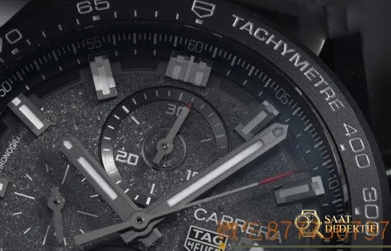 Gerçek-Replika Karşılaştırması: XF TAG Heuer Carrera Ay Yüzeyi Heuer 01 CLEP Özel Sürüm - Kasa Ağırlık ve Denge Orantısı