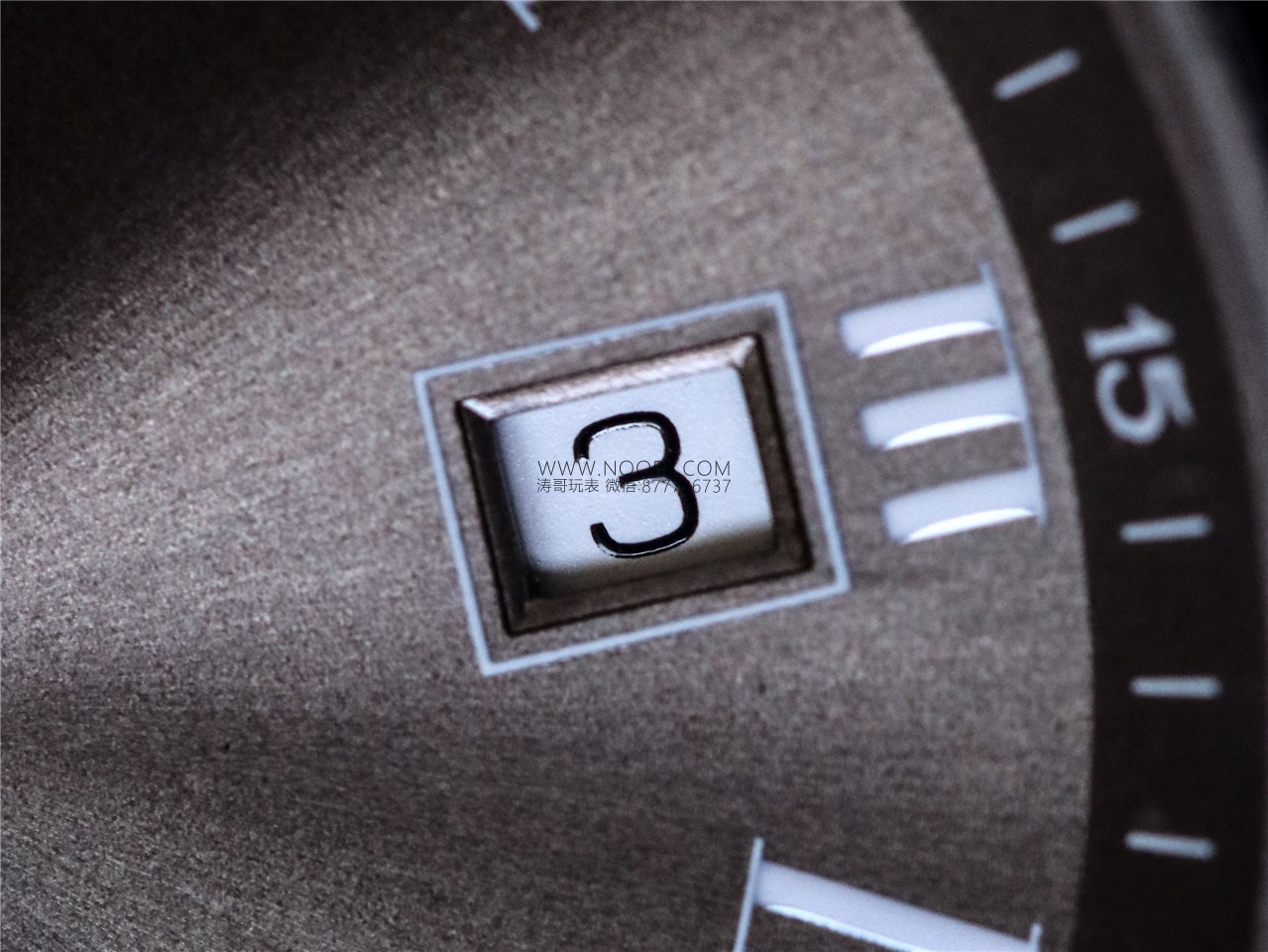 Gerçek-Replika Karşılaştırması: Yeni V9 Factory Longines Master Collection Gri Kadranlı 40 mm 3 Konum Tek Takvimli L2.793.4.71.6 Replika İncelemesi — 15. fotoğraf