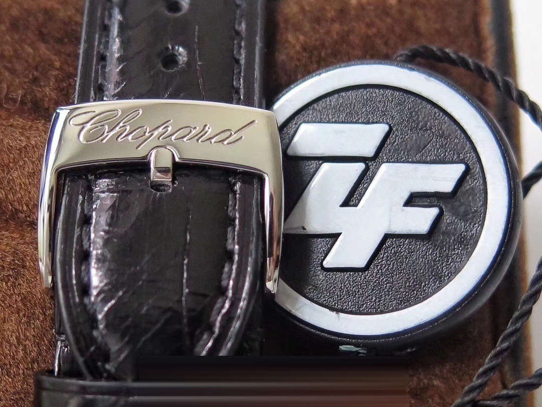 Gerçek-Replika Karşılaştırması: ZF Factory Chopard Happy Diamonds 7 Elmaslı 278559, Sea-Gull 2892 Mekanizmalı 36 mm Otomatik Kadın Kol Saati — Orijinal İncelemesi — 15. fotoğraf
