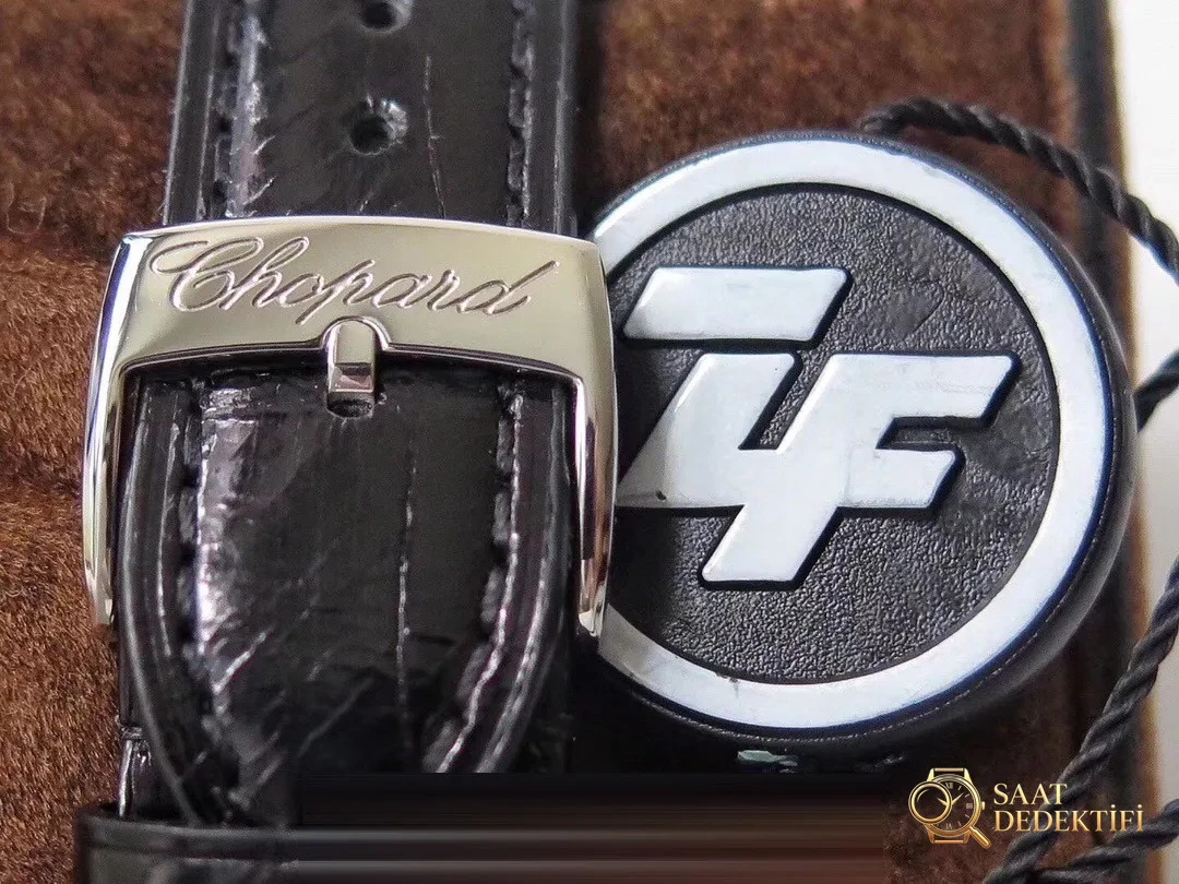 Gerçek-Replika Karşılaştırması: ZF Factory Chopard Happy Diamonds 7 Elmaslı 278559, Sea-Gull 2892 Mekanizmalı 36 mm Otomatik Kadın Kol Saati — Orijinal İncelemesi - Bilezik Bakla Ayrımı ve Pim Yapısı