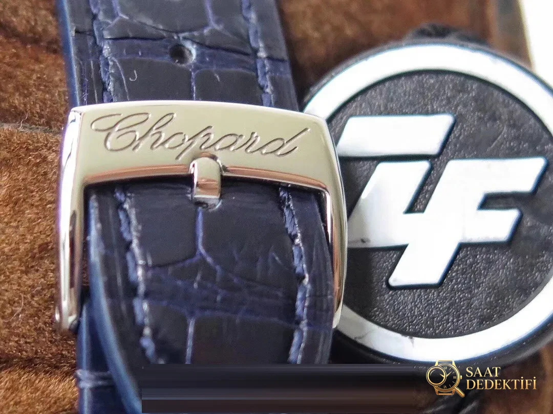 Gerçek-Replika Karşılaştırması: ZF Factory Chopard Happy Diamonds 7 Elmaslı 278559, Sea-Gull 2892 Mekanizmalı 36 mm Otomatik Kadın Kol Saati — Orijinal İncelemesi - Toka İçi Mikro Ayar Mekanizması