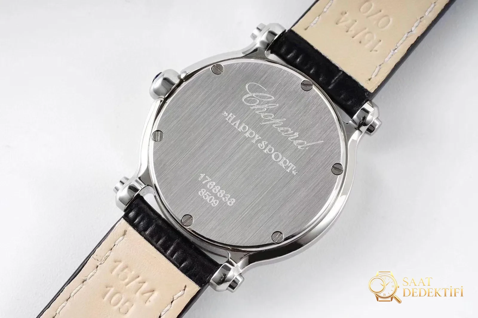 Gerçek-Replika Karşılaştırması: ZF Factory Chopard Happy Diamonds Quartz 278509-3001 Orijinal LUC İsviçre ETA955.112 Mekanizmalı Replika Saat ile Orijinal İnceleme Karşılaştırması - Tepe Kilit Mekanizması ve Conta Yapısı