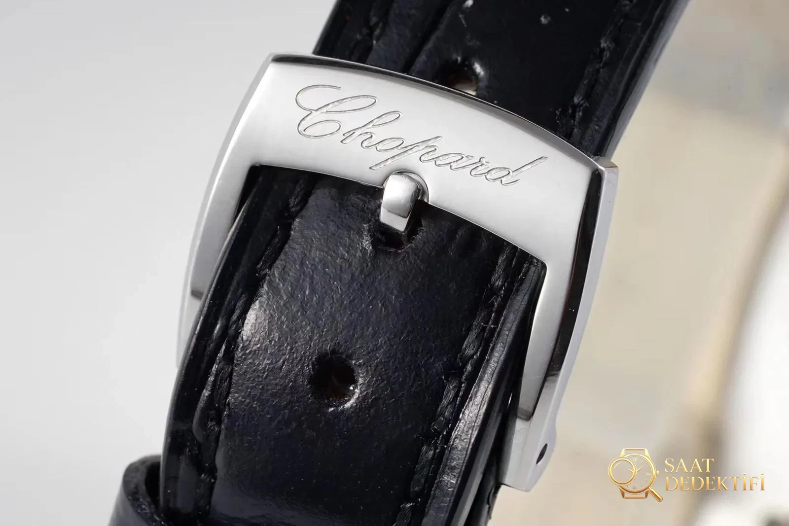 Gerçek-Replika Karşılaştırması: ZF Factory Chopard Happy Diamonds Quartz 278509-3001 Orijinal LUC İsviçre ETA955.112 Mekanizmalı Replika Saat ile Orijinal İnceleme Karşılaştırması - Balans Çarkı ve Zemberek Aksamı