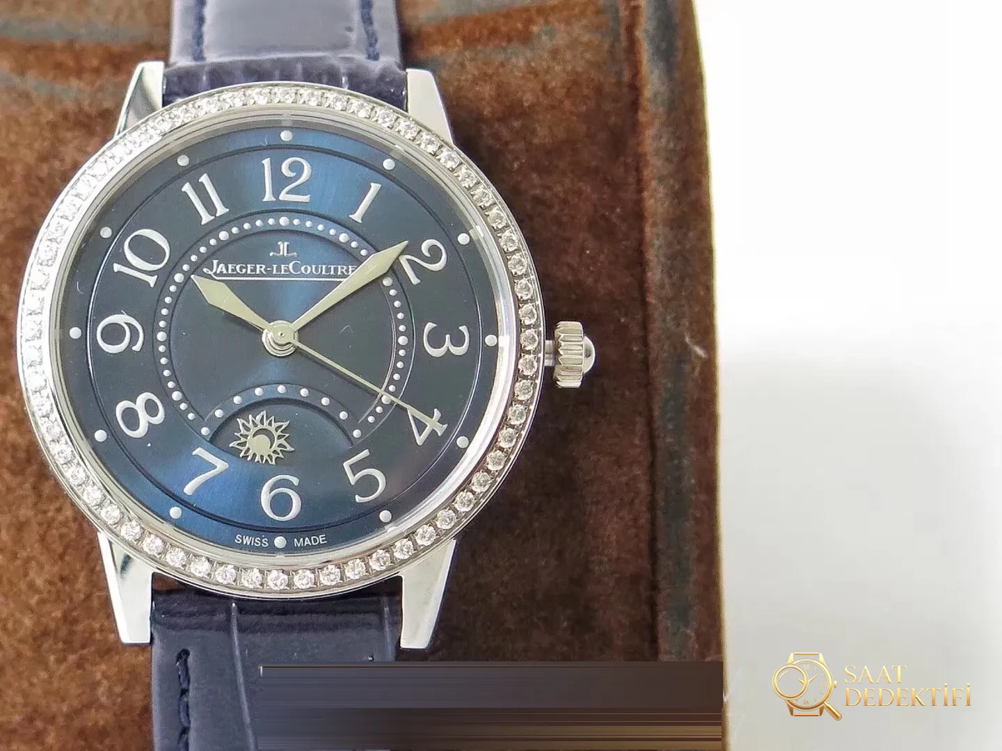 Gerçek-replika karşılaştırması: ZF Factory Jaeger-LeCoultre Rendez-Vous serisi 3468480 kadın mavi kadranlı replika saatin orijinalle karşılaştırmalı incelemesi - Genel Açı ve Estetik Duruş