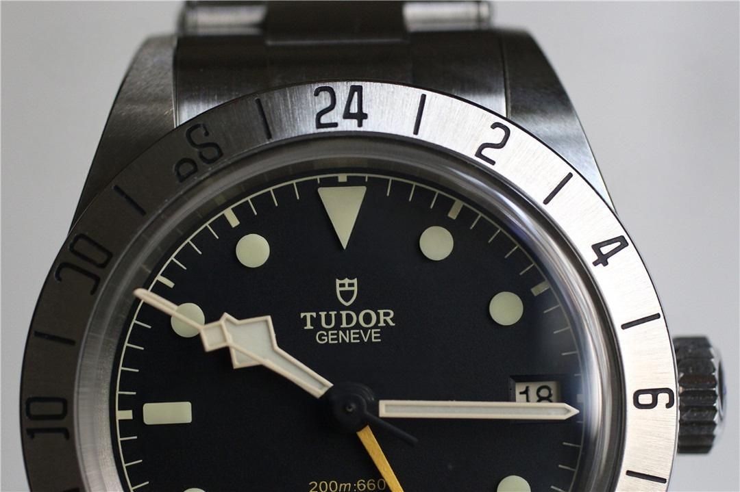Gerçek-replika karşılaştırması: ZF Factory Tudor M79470 Black Bay 39 mm GMT ilk bakışta belli olur mu? — 14. fotoğraf