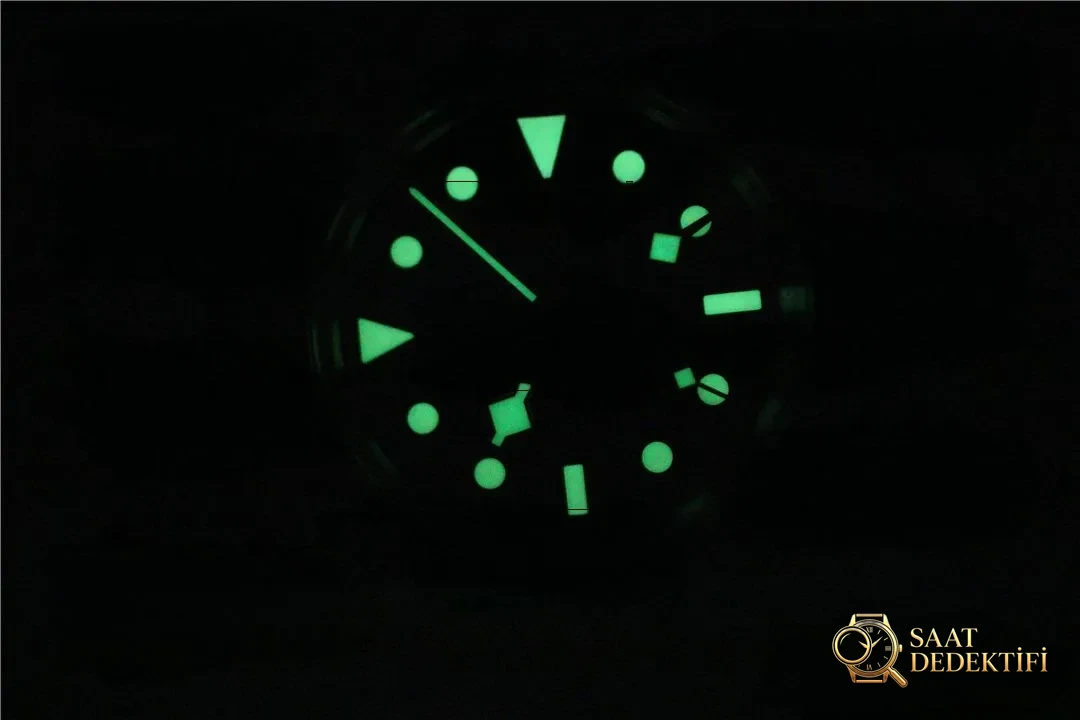 Gerçek-replika karşılaştırması: ZF Factory Tudor M79470 Black Bay 39 mm GMT ilk bakışta belli olur mu? - Tepe Kilit Mekanizması ve Conta Yapısı