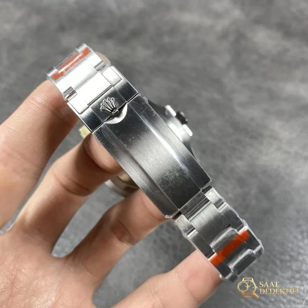 Gerçek-Replika Karşılaştırması: ZZ Factory V2S Rolex Yeşil Su Hayaleti + Clean Yeşil Bezel + Dolu Merkez Mili + İşlenmiş Çubuk İşaretler + Üç Boyutlu Akrep ve Yelkovan, Yükseltilmiş Sürümün Gerçek Çekimleri - Mekanizma Çark Dizilimi ve Taş Yatakları