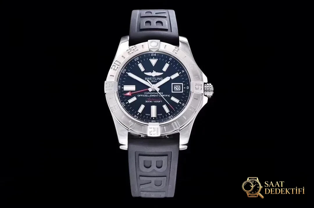 GF Factory V2 Breitling Avenger II GMT A3239011 güncellenmiş versiyon replika saat ile orijinal karşılaştırmalı inceleme - Kasa Çeliği ve Polisaj Kalitesi