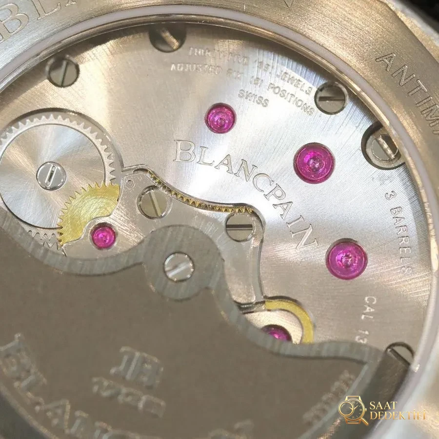 GF Factory Blancpain Fifty Fathoms 50 Fathoms serisi 5000-1230-B52A saat (titanyum kasa) - Bilekte Duruş ve Kasa Orantısı