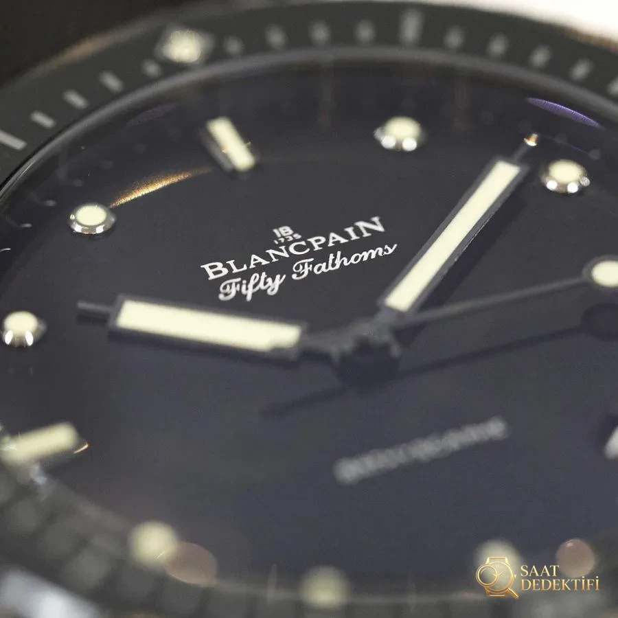 GF Factory Blancpain Fifty Fathoms 5000-0130-B52A Kol Saati (Seramik Kasa) - Arka Kapak ve Mekanizma Detayı