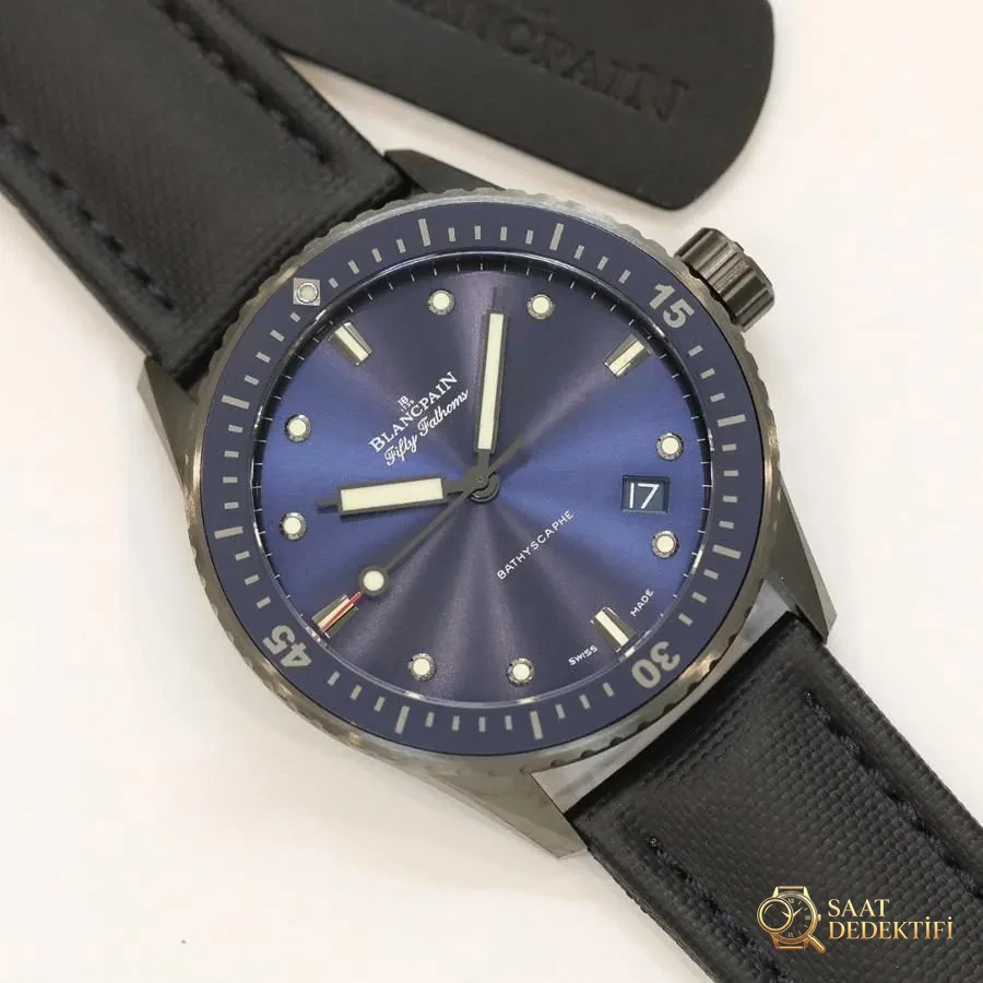 GF Factory Blancpain Fifty Fathoms 5000-0240-O52A Saat (Seramik Kasa) - Kasa Profili ve Kurma Kolu İncelemesi