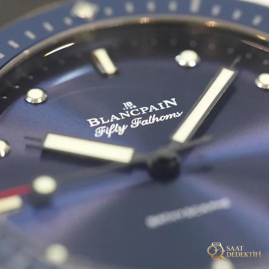 GF Factory Blancpain Fifty Fathoms 5000-0240-O52A Saat (Seramik Kasa) - Arka Kapak ve Mekanizma Detayı