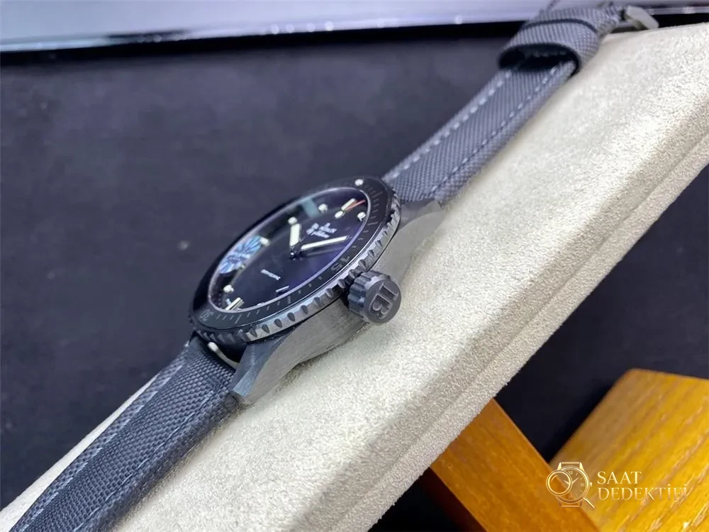 GF Factory Blancpain Fifty Fathoms 5000 serisi 43 mm saat almaya değer mi? - Makro Kadran ve İndeks İşçiliği