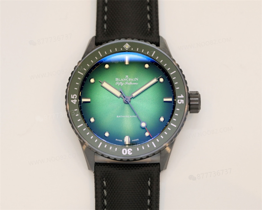 GF Factory Blancpain Fifty Fathoms 5005 Yeşil Kadranlı Great Hammerhead Seramik Kol Saati — 1. fotoğraf