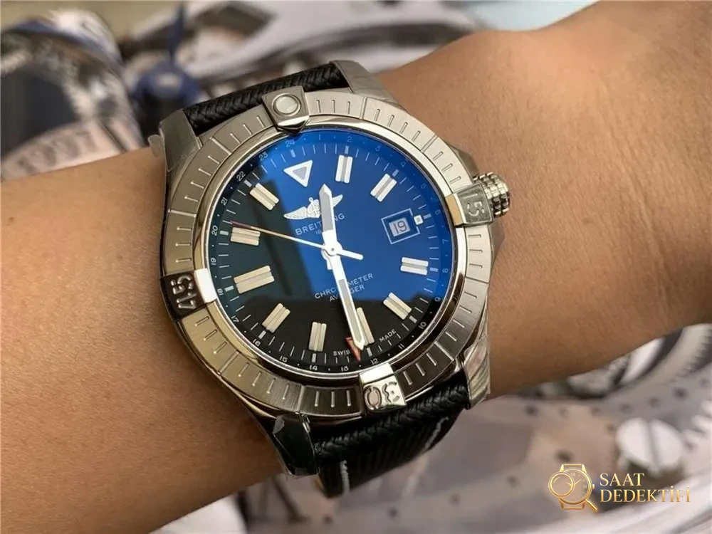 Breitling Navitimer İncelemesi - Ön Görünüm ve Kasa Tasarımı