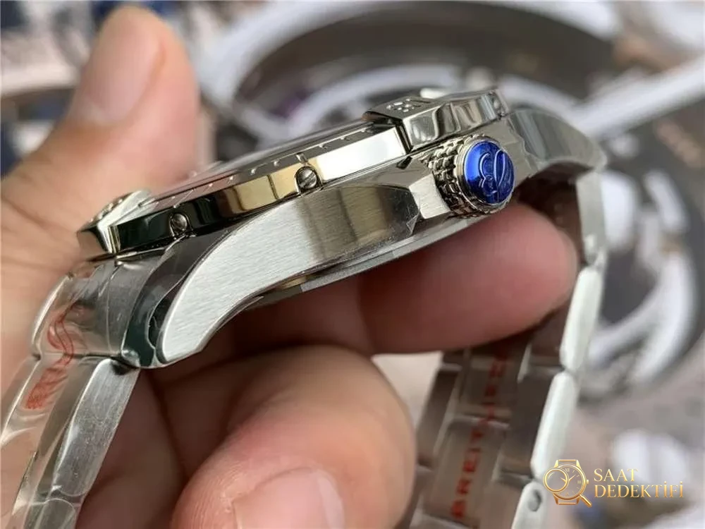 GF Factory Breitling Avenger 45 mm çift zaman dilimli saat işçilik incelemesi - Makro Kadran ve İndeks İşçiliği